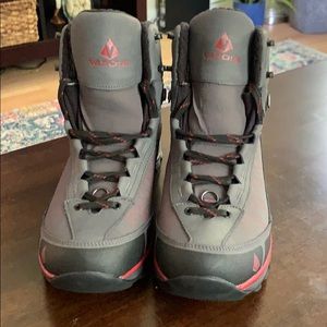 Vasque cold spark ultra dry winter snow boots-size